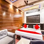 Oyo Hotel Ashirwad Near Gautam Buddha Park