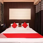Oyo 8379 Hotel Kamal