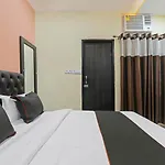 Collection O Mvd Inn Gomti Nagar