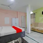 Flagship Rajpal Hotel