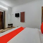 Oyo Hotel Shanti Kuti Home Stay Near Gomti Riverfront Park