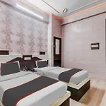 Collection O A Unit Of Fantail Hospitality Hotel Pr