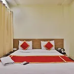 Hotel Aarya
