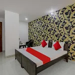 Hotel O Ck Inn Near Chaudhary Charan Singh International Airport