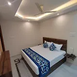 Sojourn Inn