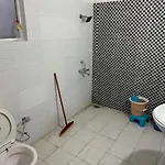 Spacious Apartment Near Airport