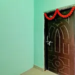 Hotel O Royal Inn Homestay