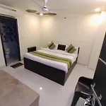 Richa Grand In