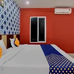 Spot On Hotel C S Tower