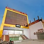 Hotel O Paras