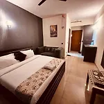 Obscura Stays