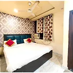 Hotel Luxuary Kabir - Palace - Near Railway Station And Shiv Temple - A Luxuary Hotel In Lucknow