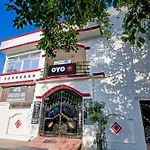 Hotel O Gracious Inn