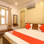 Hotel O Maa Arya