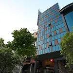 Collection O Insight Inn Near Gomti Riverfront Park