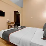 Super Townhouse Amaraa Hotel Near Phoenix Palassio