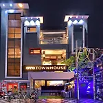 Super Townhouse 244 Munshipuliya