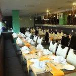 Hotel Deluxe Lucknow