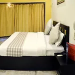 Oyo 5634 Ivy Stays - Manoj Pandey Chowk