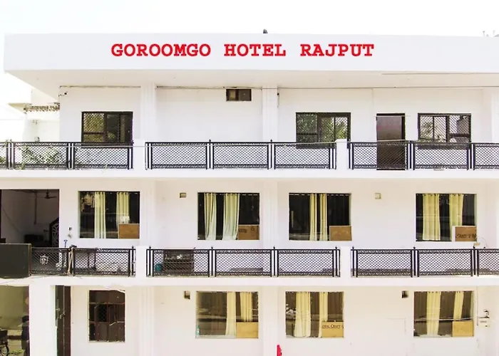 Goroomgo Rajput Charbagh Lucknow