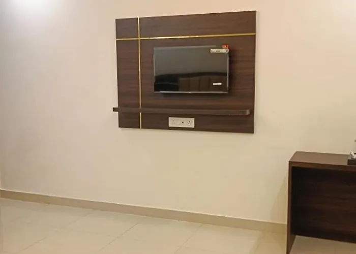 Hotel Ganga Greens