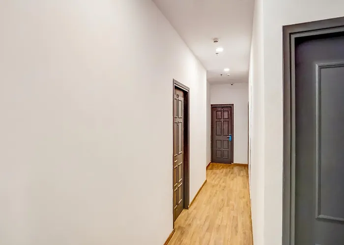 Super Townhouse Sector 19 Indiranagar Near Fun Republic Mall