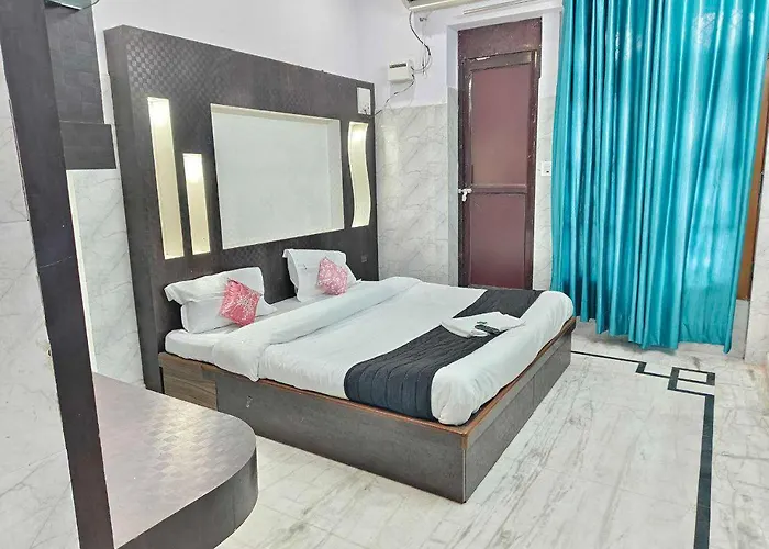 Hotel O Star Inn