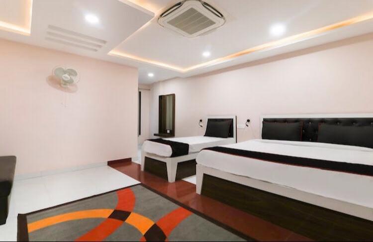 Hotel Collection O The Leaf Paradise Lucknow
