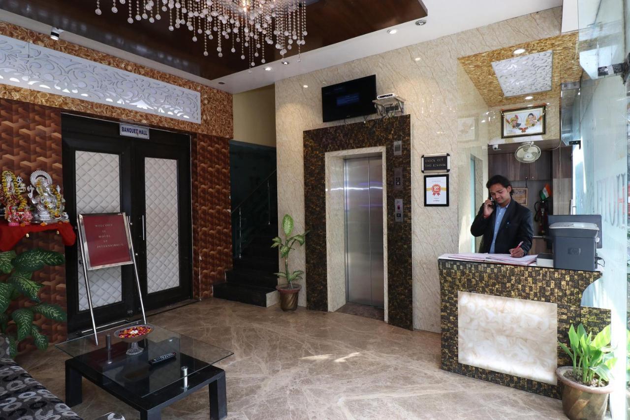 Hotel Collection O 30858 Sp 3*