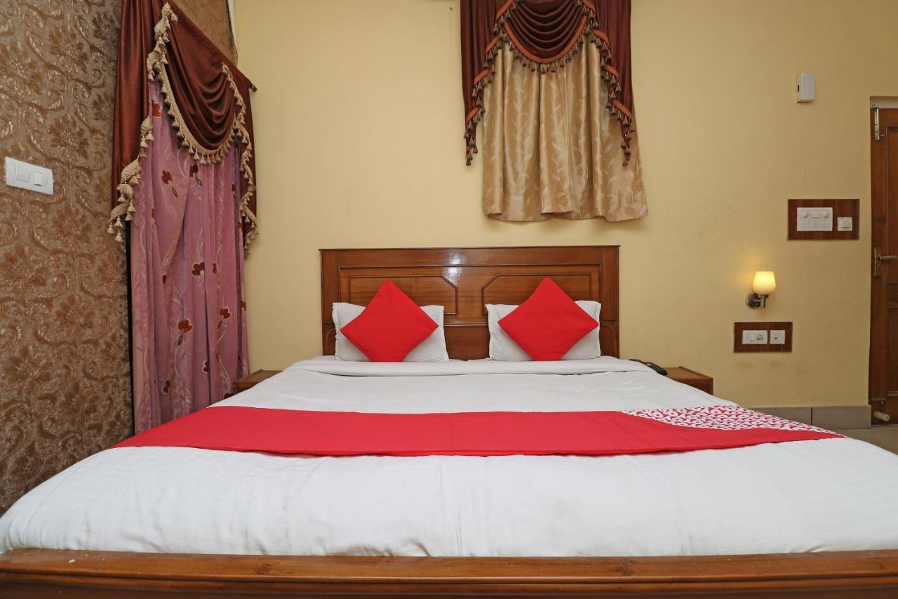 Collection O 30858 Sp Hotel 3*