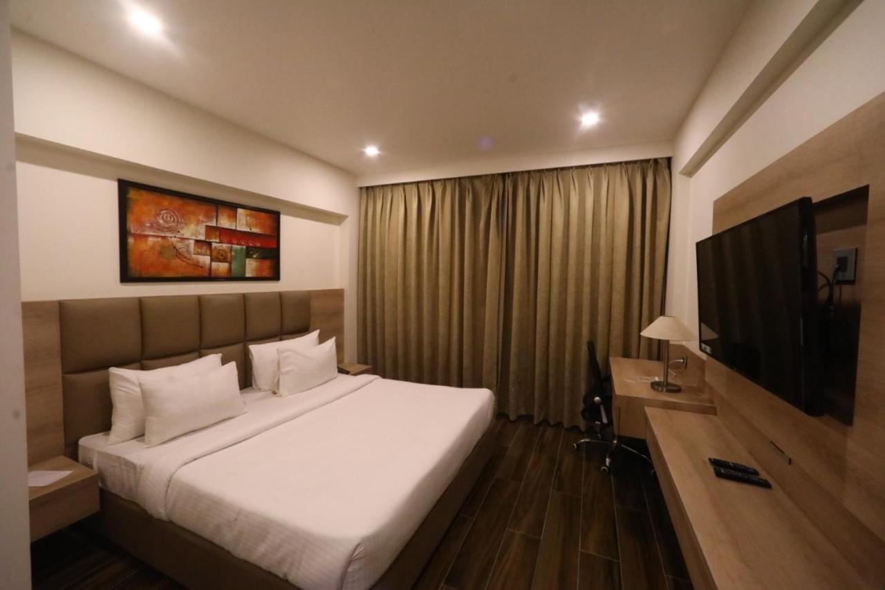 Comfort Elite Hotel Lucknow