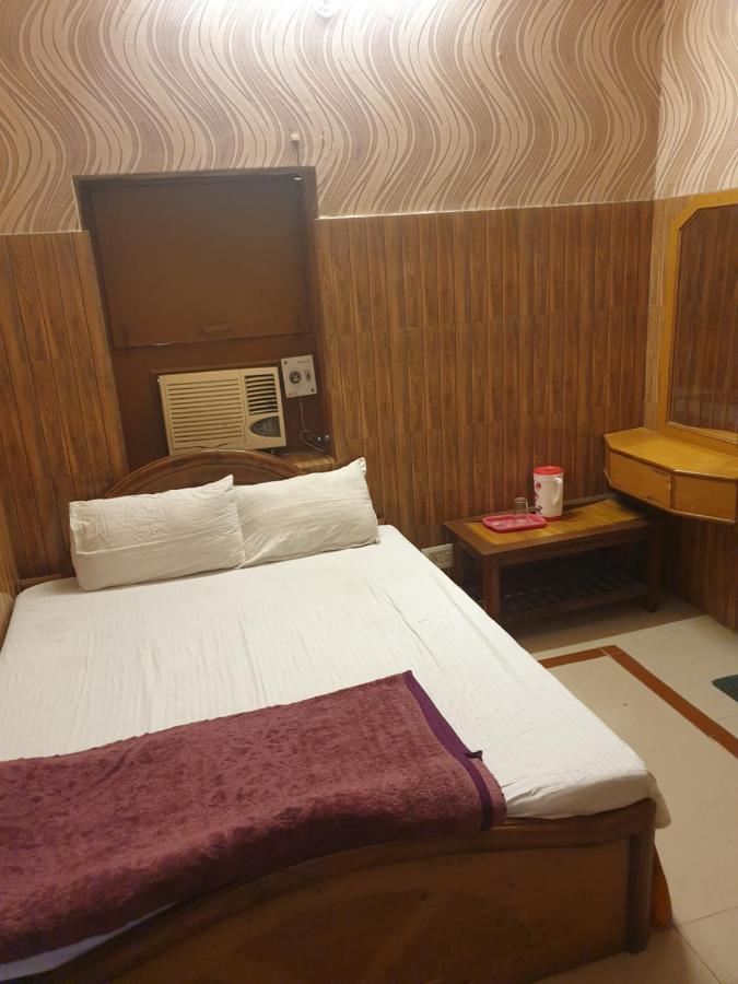 Hotel New Lucknow 3*