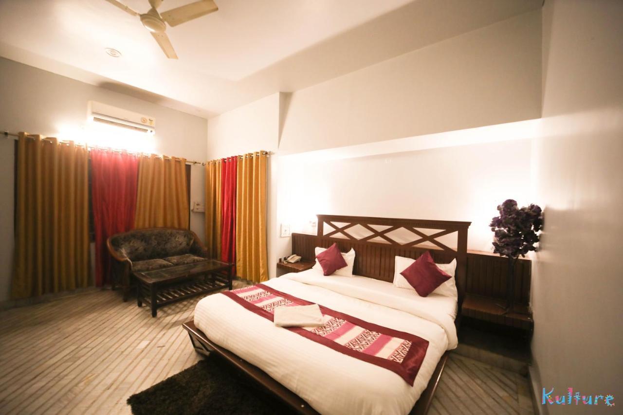 Inn Oyo 38042 The Residency