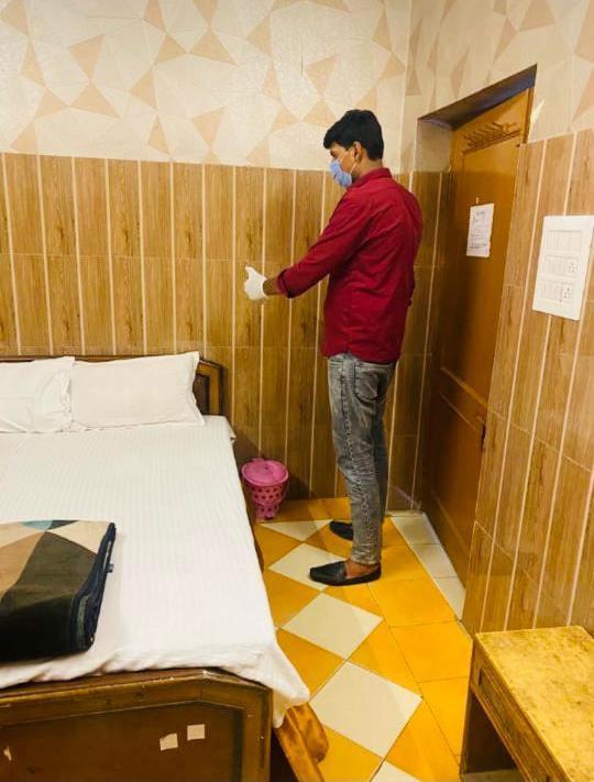 Hotel New Lucknow Hotel