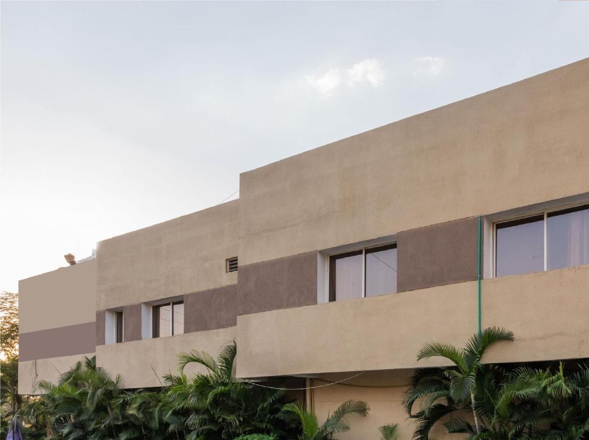Tulsi Hotel
