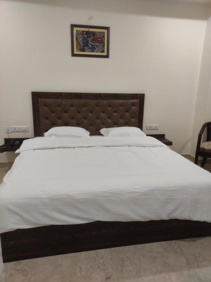 Hotel Antares By Rajlaxmi Lucknow