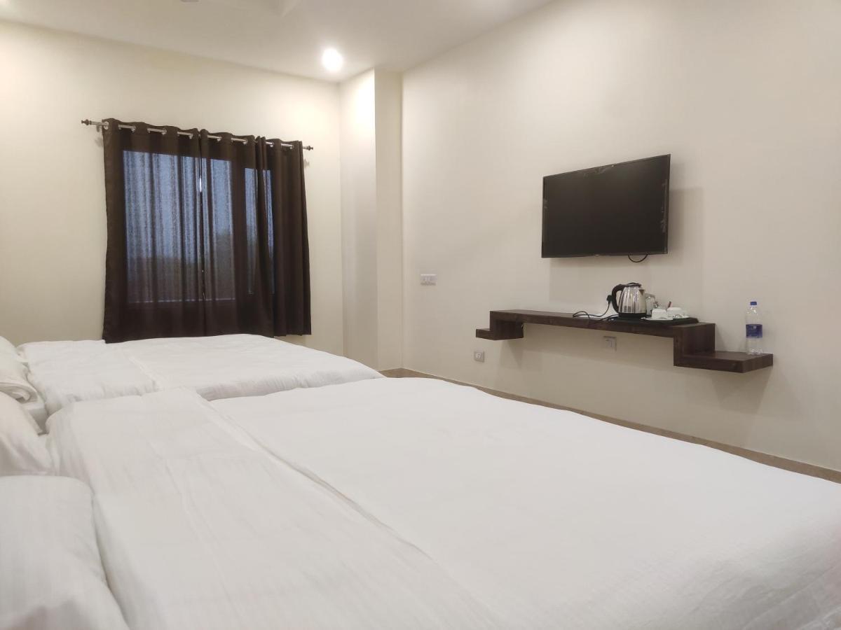 Antares By Rajlaxmi Hotel