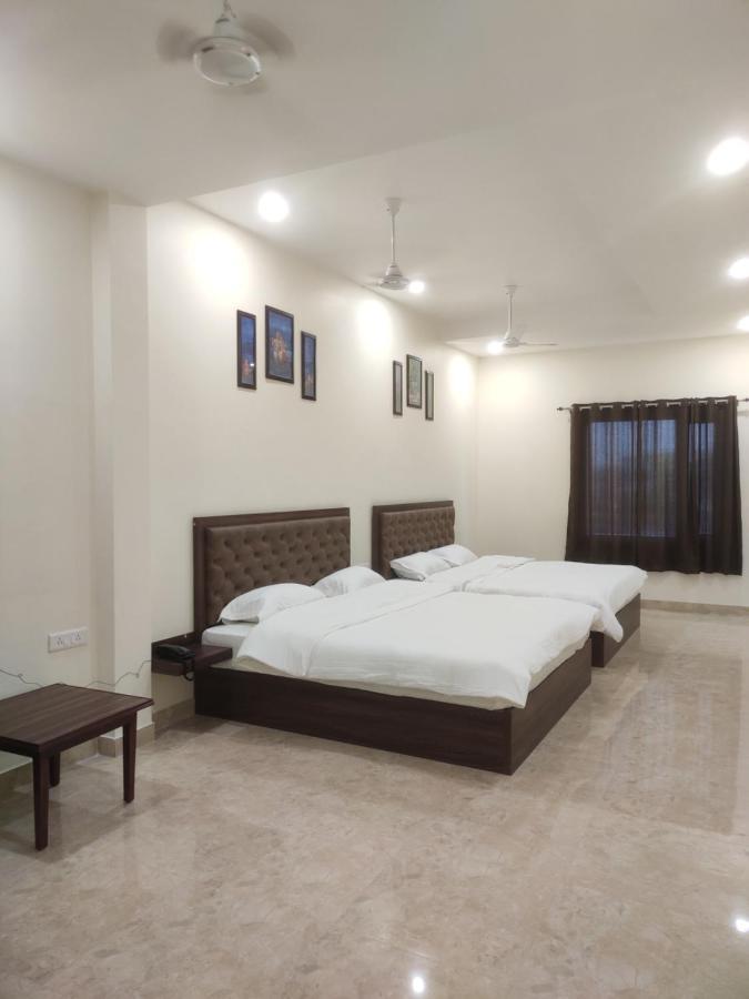 Antares By Rajlaxmi Hotel