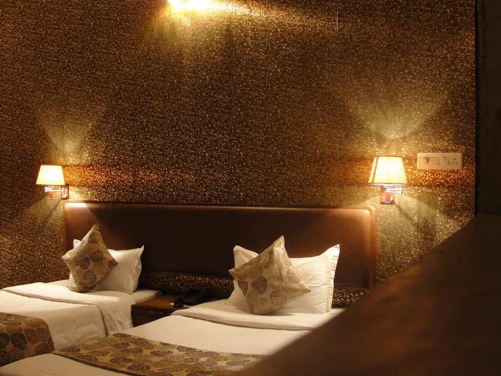 Hotel Executive 2*