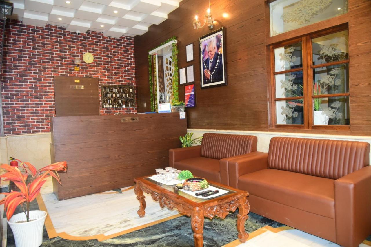 Hotel Shakuntala Palace Lucknow