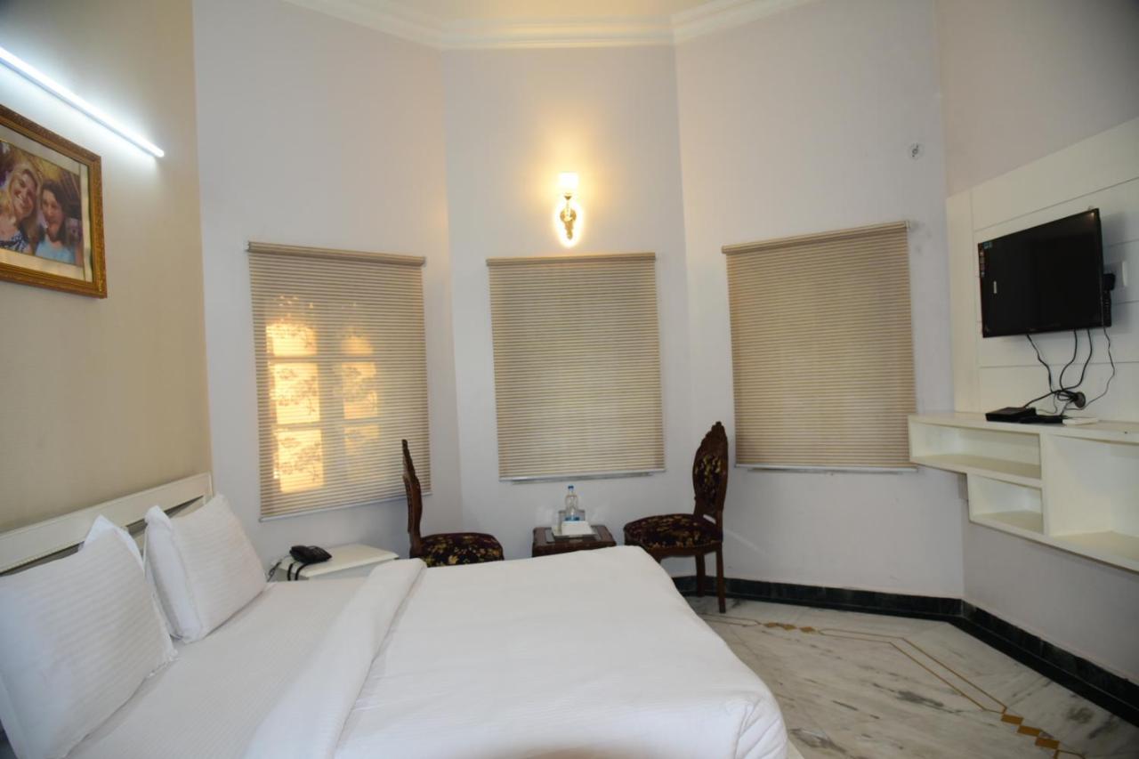 Shakuntala Palace 4* Lucknow