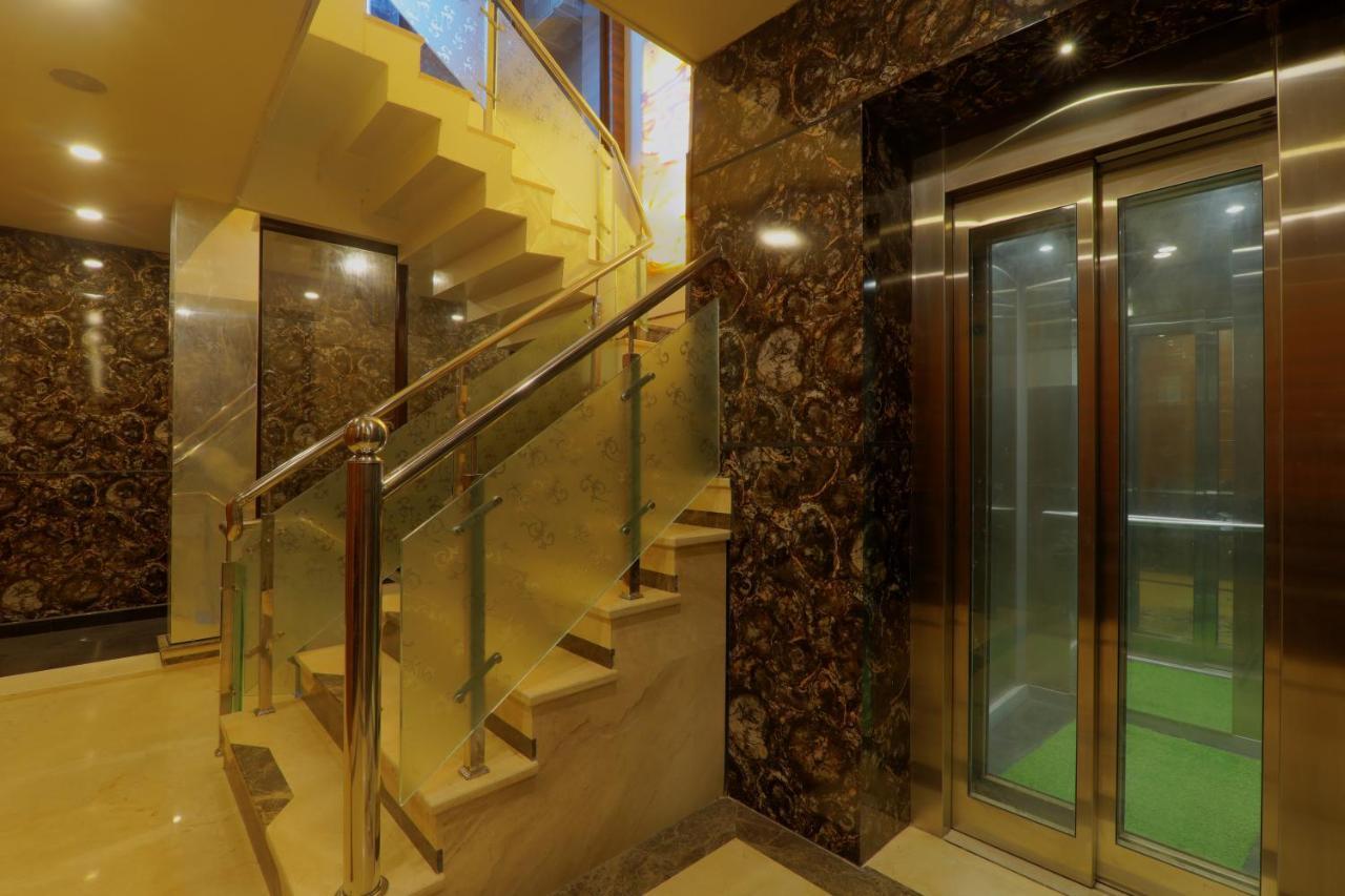 Shri Tirupati Residency Hotel