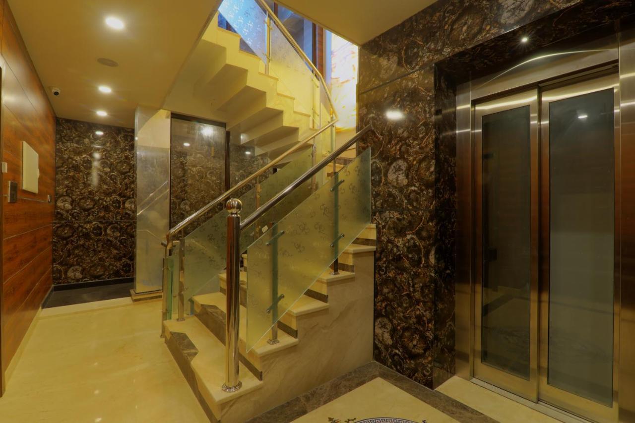 Shri Tirupati Residency 4*