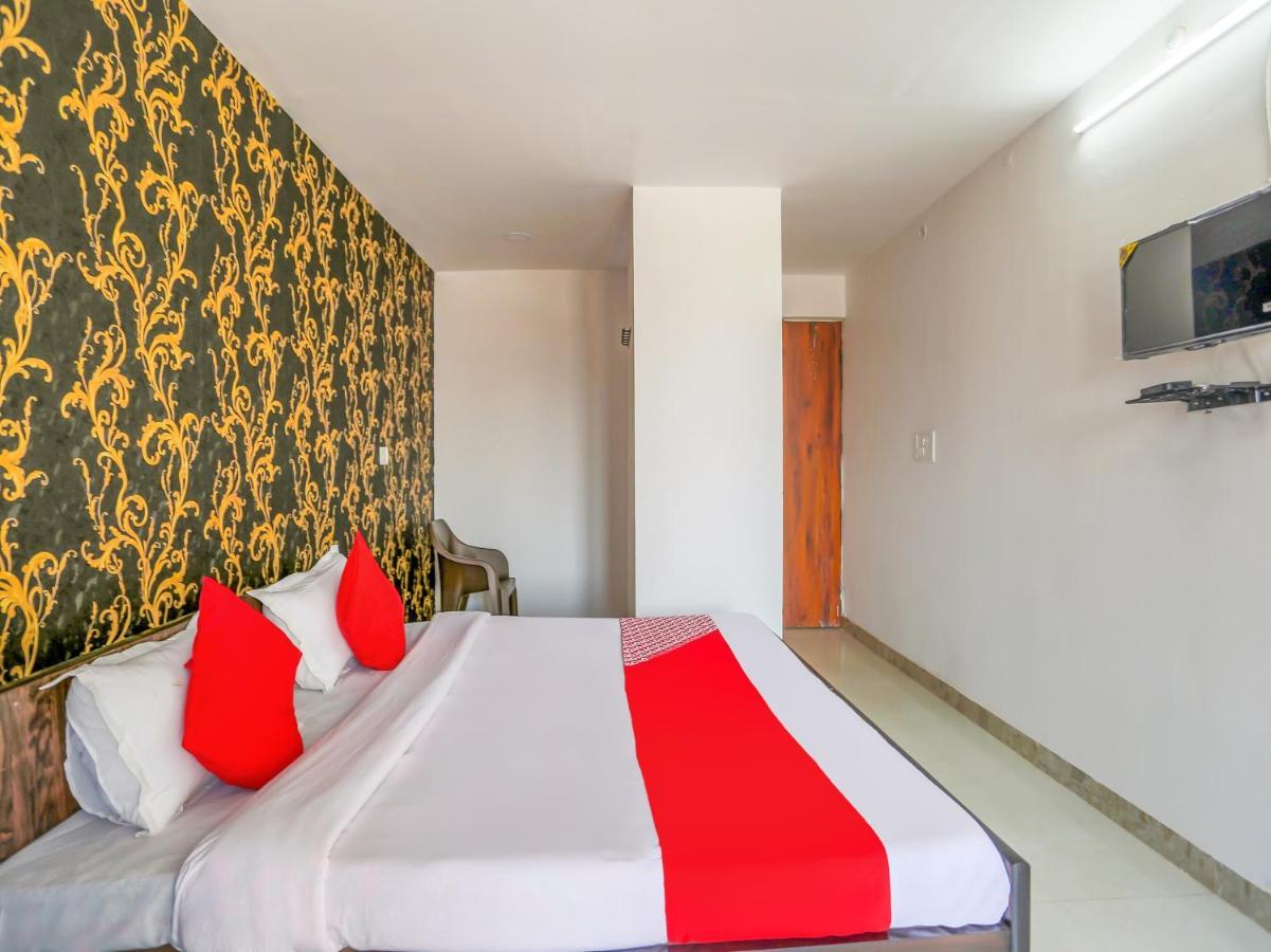 Flagship 79361 Bandhan Lawns And Banquet Hotel
