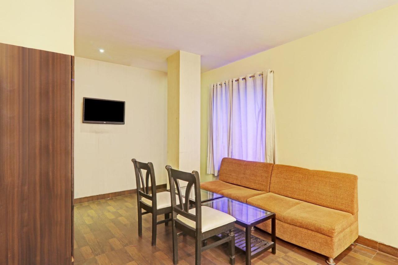 Townhouse Oak Shelter Hotel Lucknow