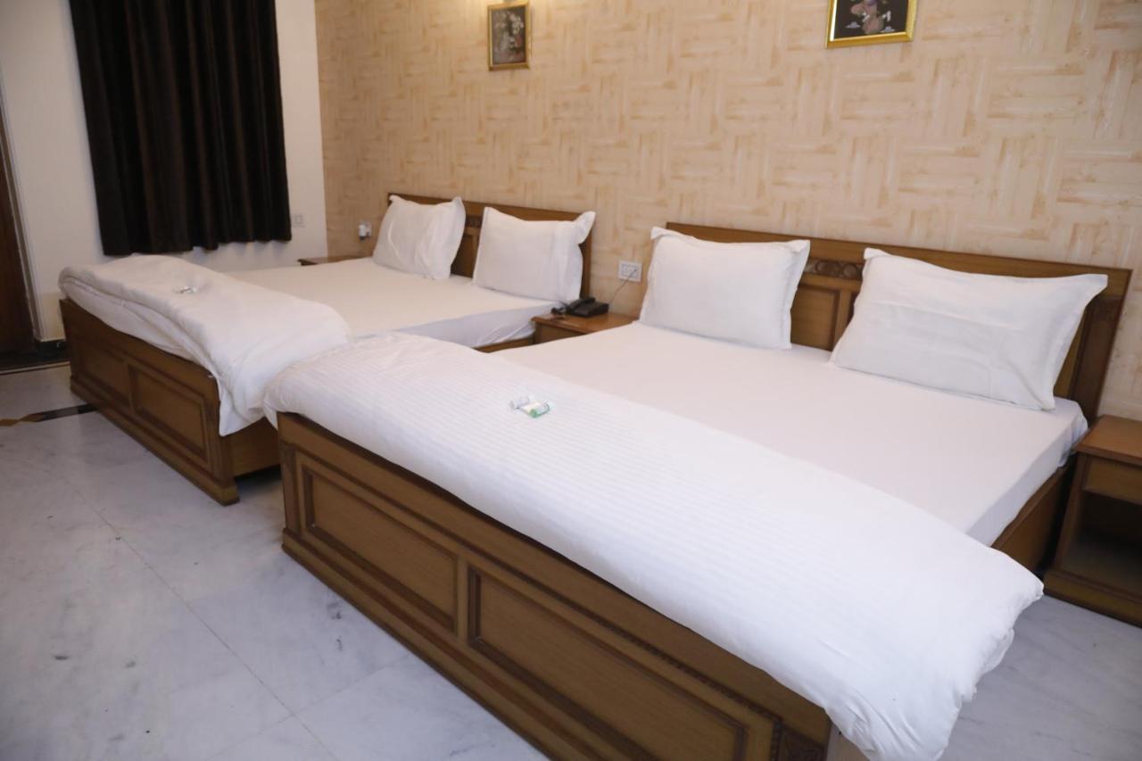 Shakuntala Palace Hotel