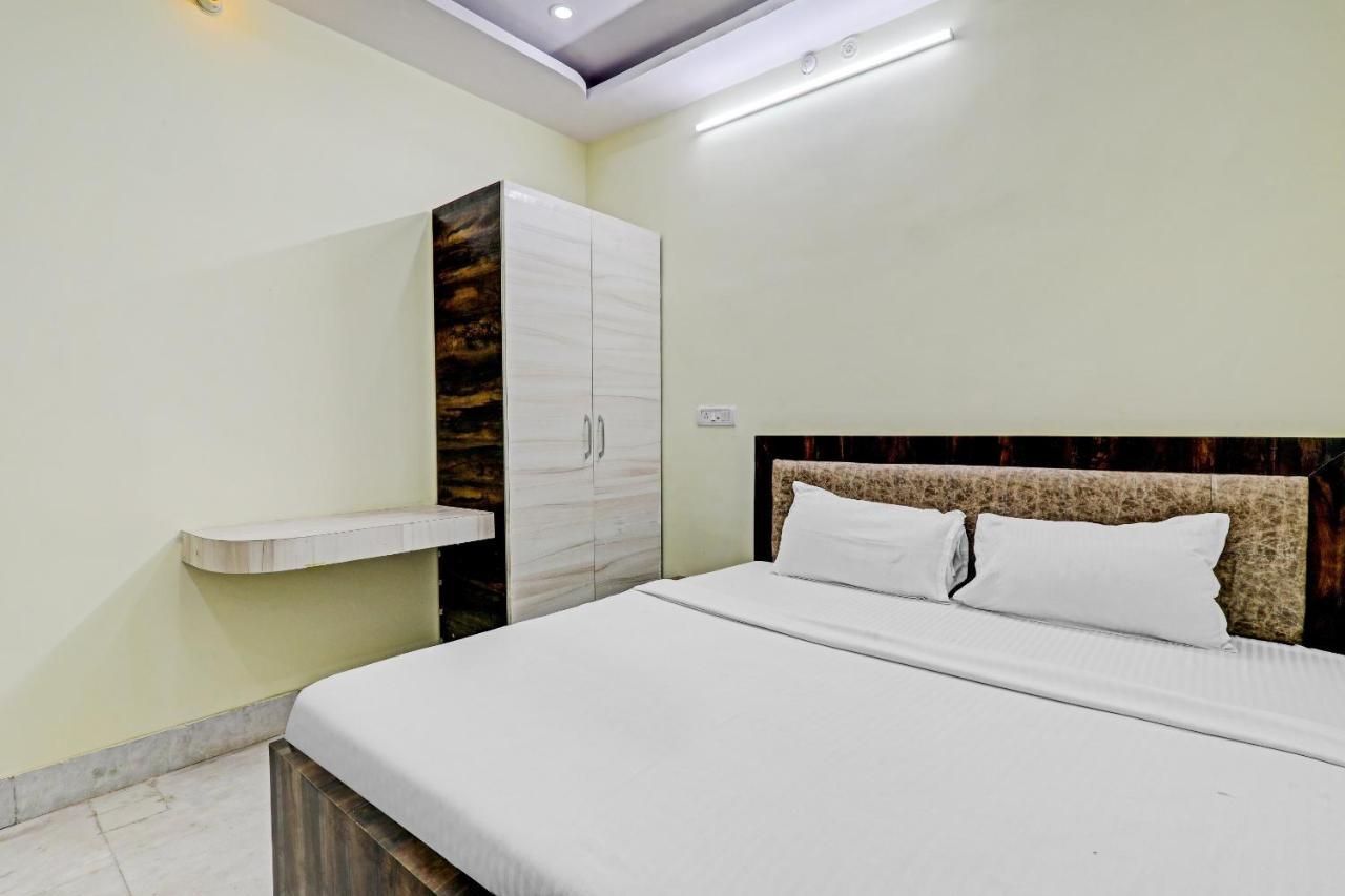 Oyo Sna Grand Near Sudarshan Cinema 3* Lucknow