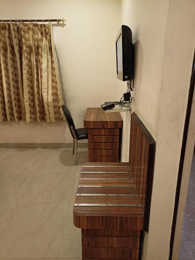 Hotel Didi Alambagh 3*