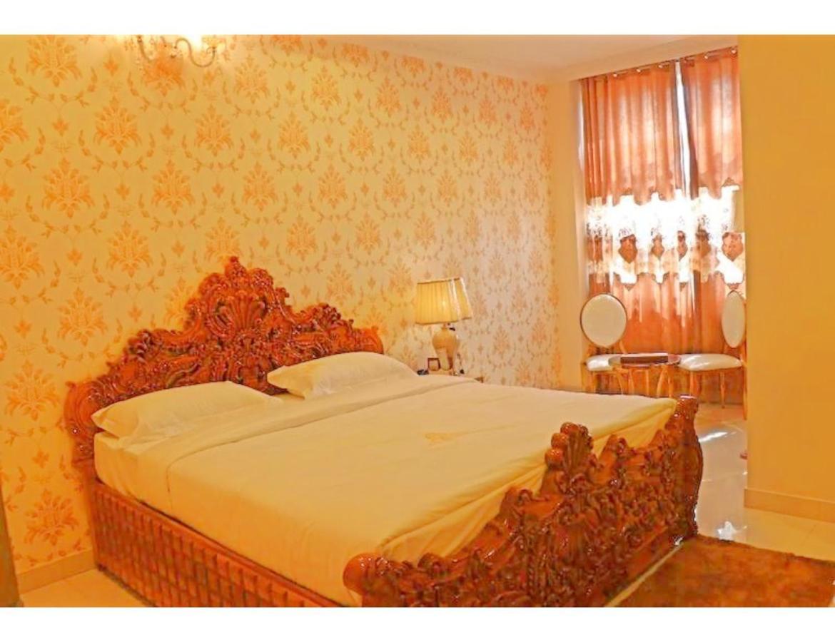 Galaxy Grand, Homestay *