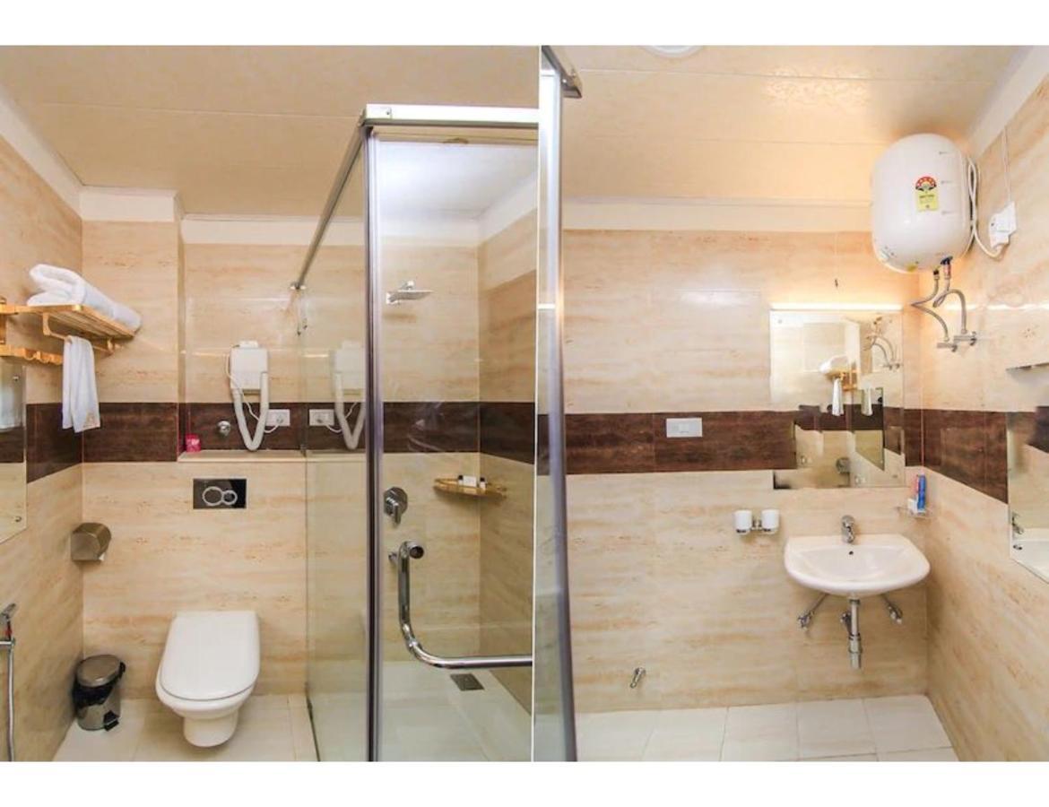 Homestay Galaxy Grand, *